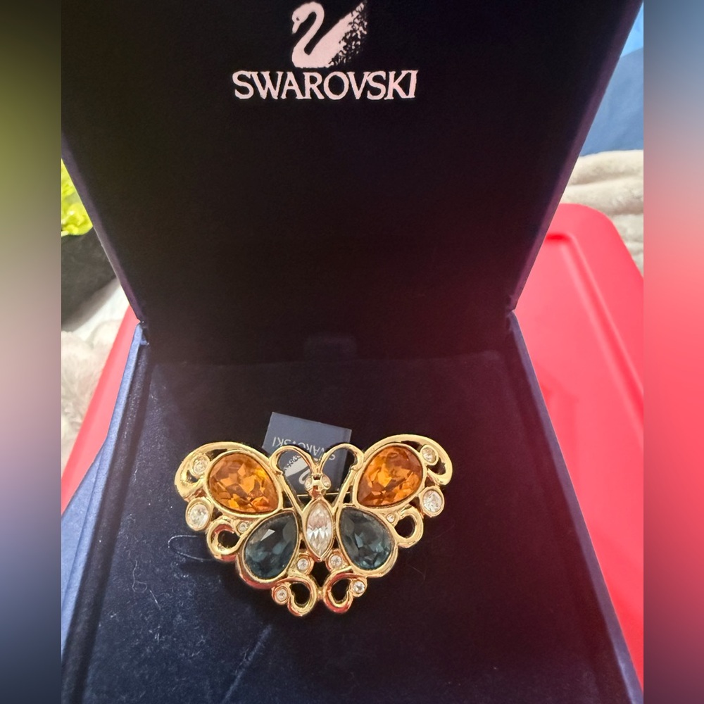 Swarovski Crystal Butterfly Brooch - Picture 3 of 5
